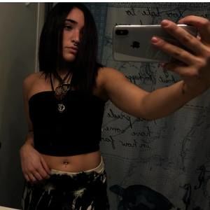 Meet your Posher, Alyssa